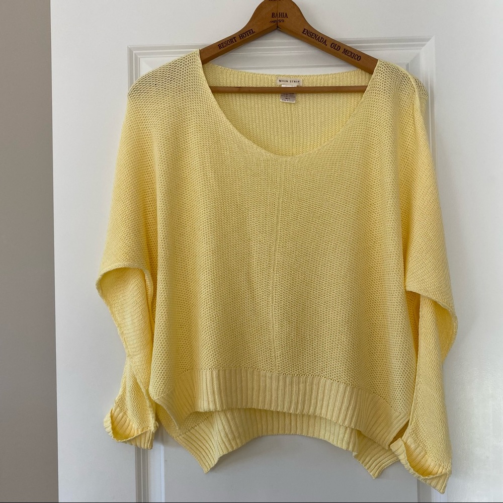 Main Strip Loose Knit Deep V-Neck Oversize Sweater Hi Lo Sz M/L w MEASUREMENTS